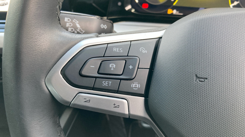 Volkswagen Golf 1.5 TSI Life 5dr Petrol Hatchback